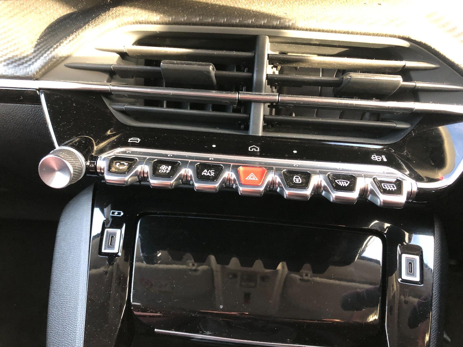 Used Peugeot 208 2024 for sale - 76728242: Photo 45