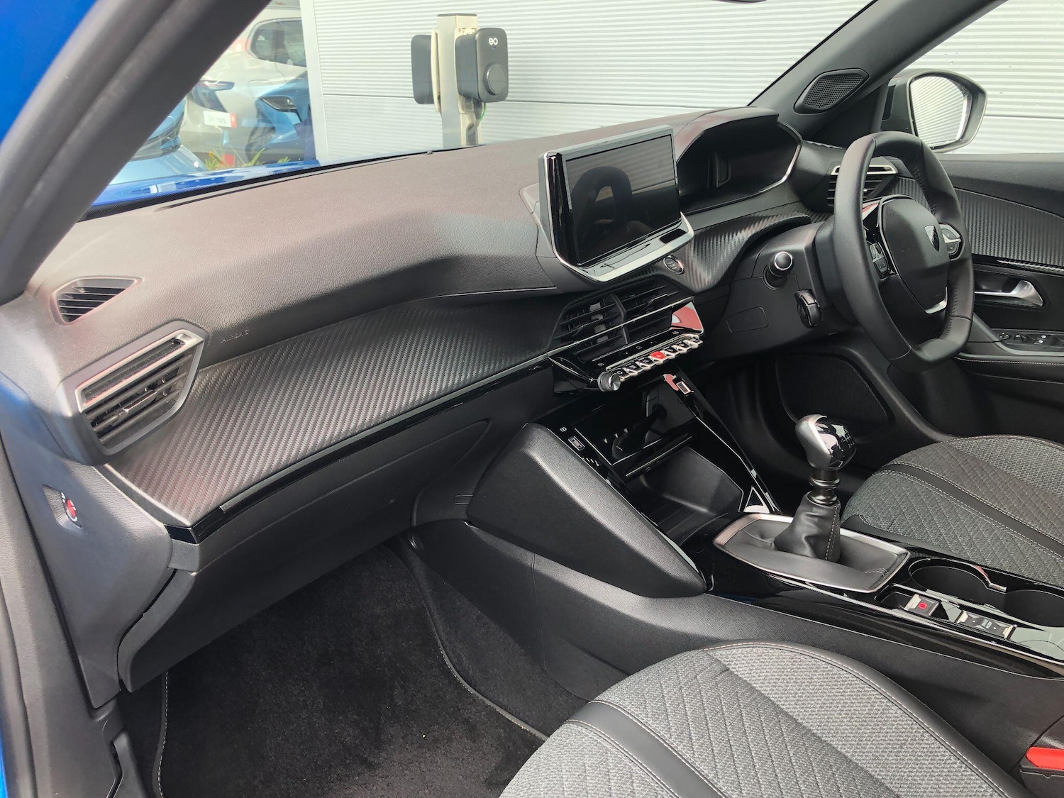 Used Peugeot 2008 2024 for sale - 76456820: Photo 12