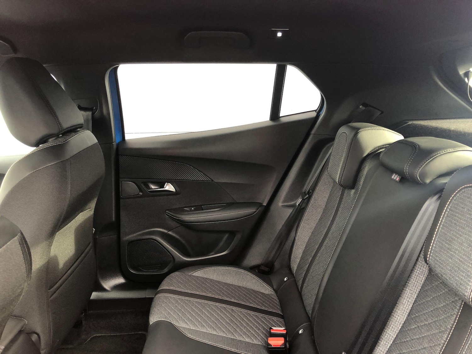 Used Peugeot 2008 2024 for sale - 76456820: Photo 17