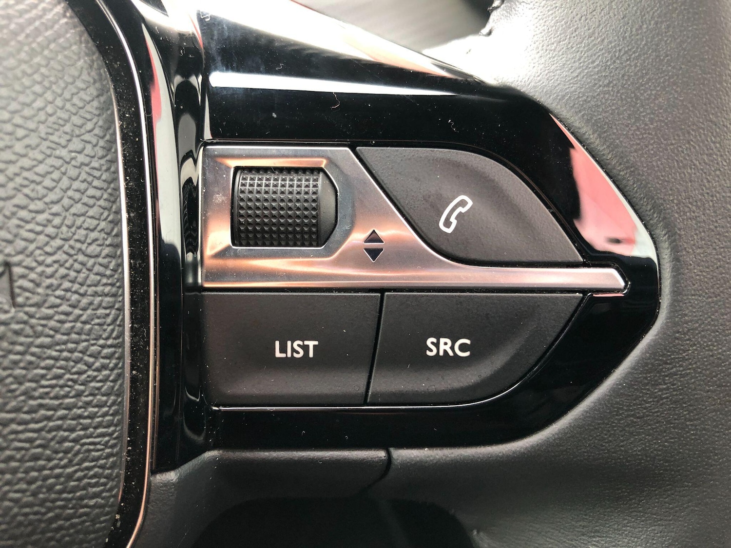 Used Peugeot 2008 2024 for sale - 76456820: Photo 24