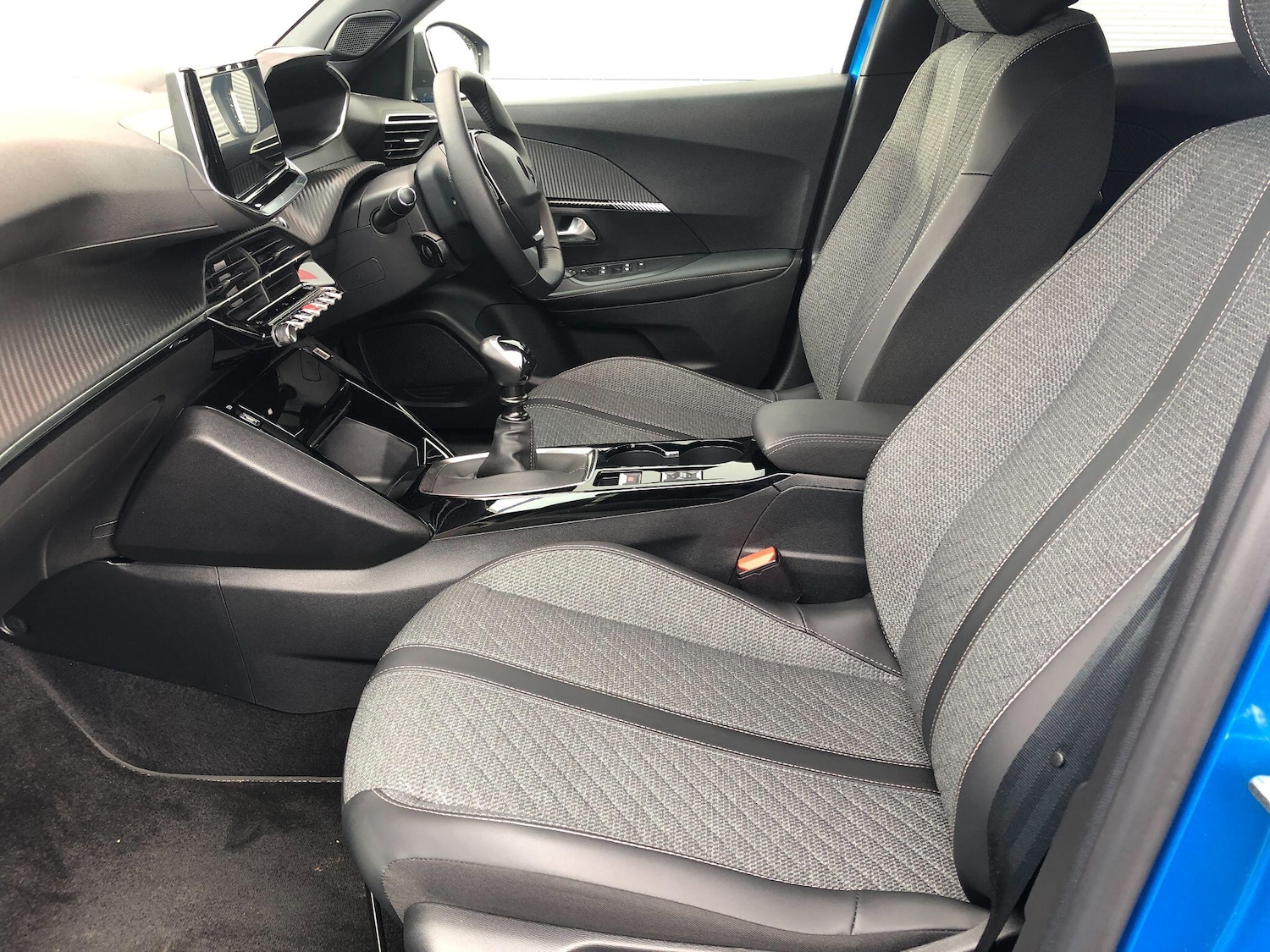 Used Peugeot 2008 2024 for sale - 76456820: Photo 36