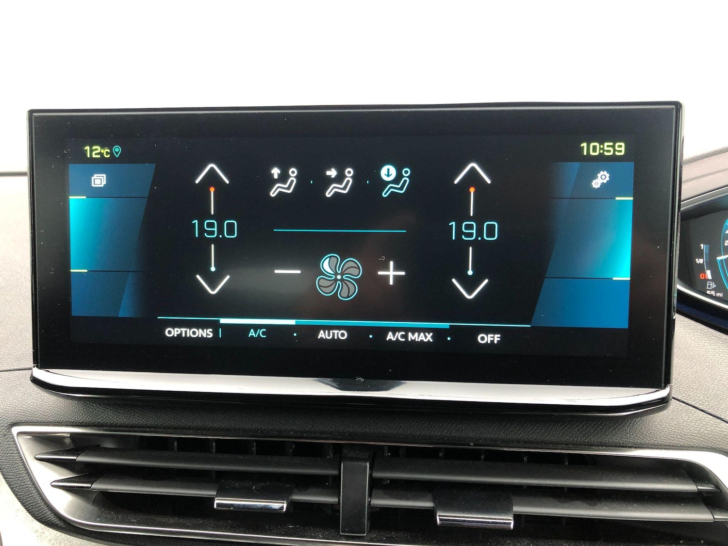 Used Peugeot 3008 2024 for sale - 76201274: Photo 38