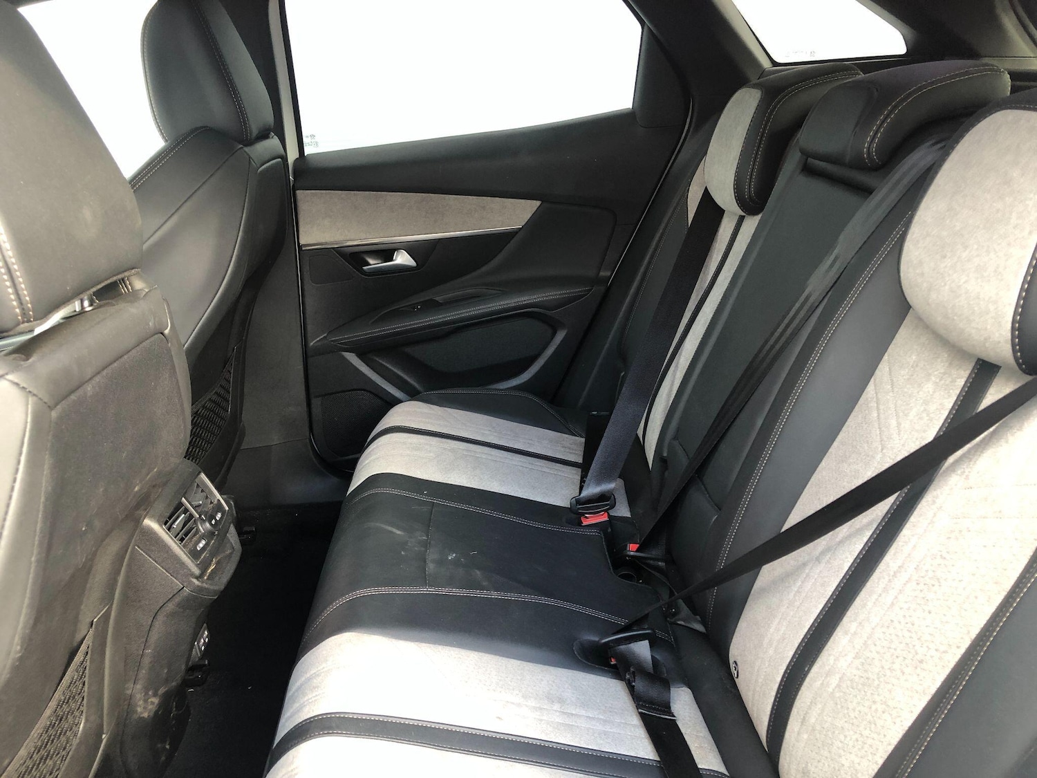 Used Peugeot 3008 2021 for sale - 76786946: Photo 12