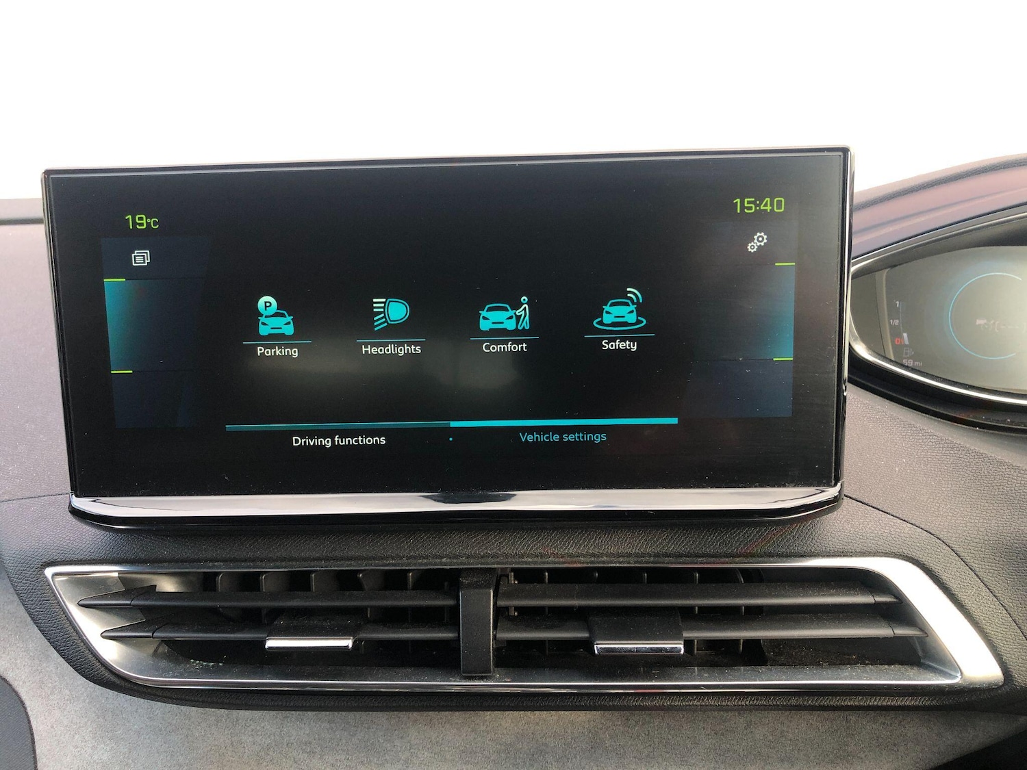 Used Peugeot 3008 2021 for sale - 76786946: Photo 8