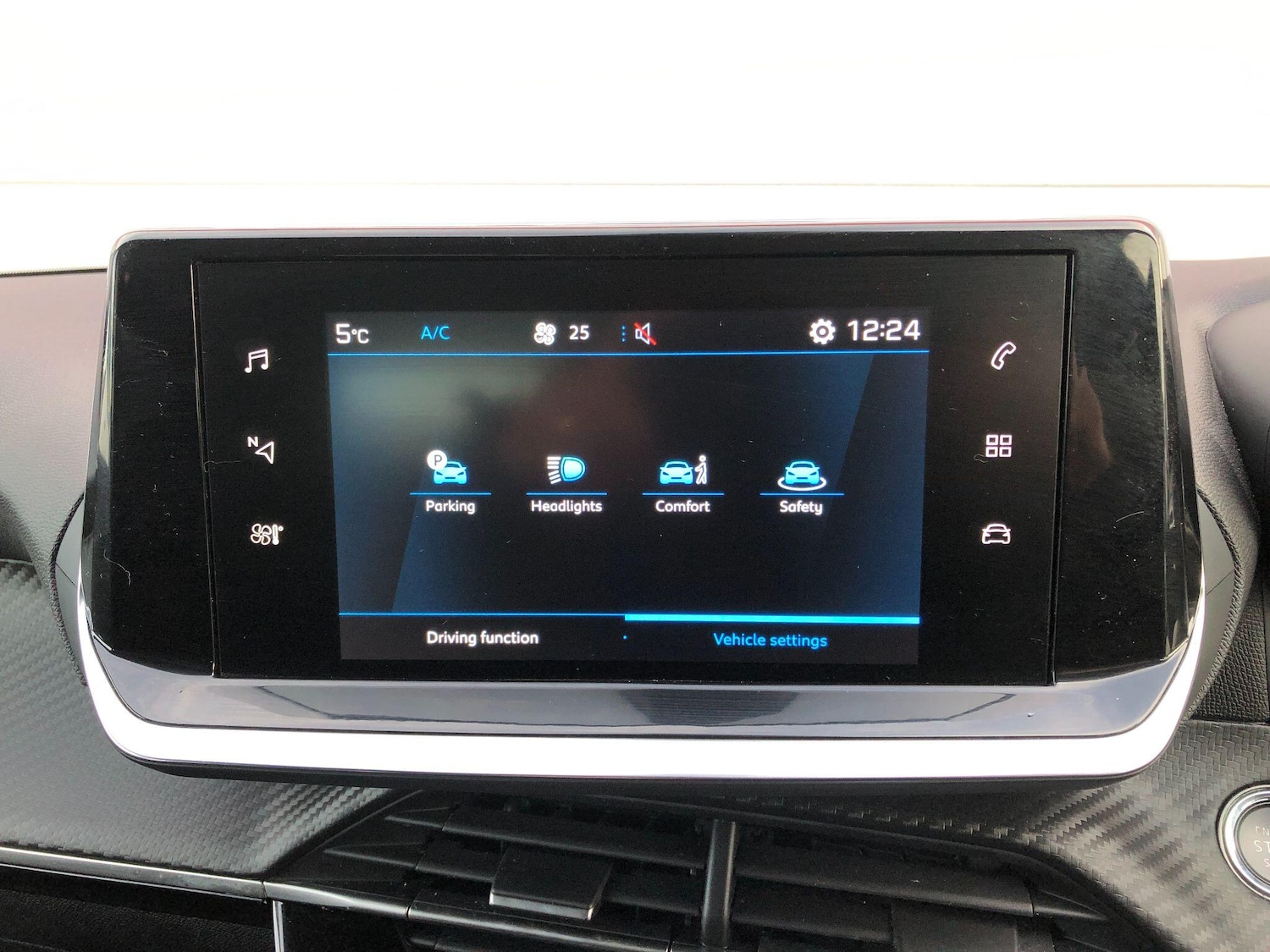 Used Peugeot 208 2022 for sale - 76714317: Photo 31