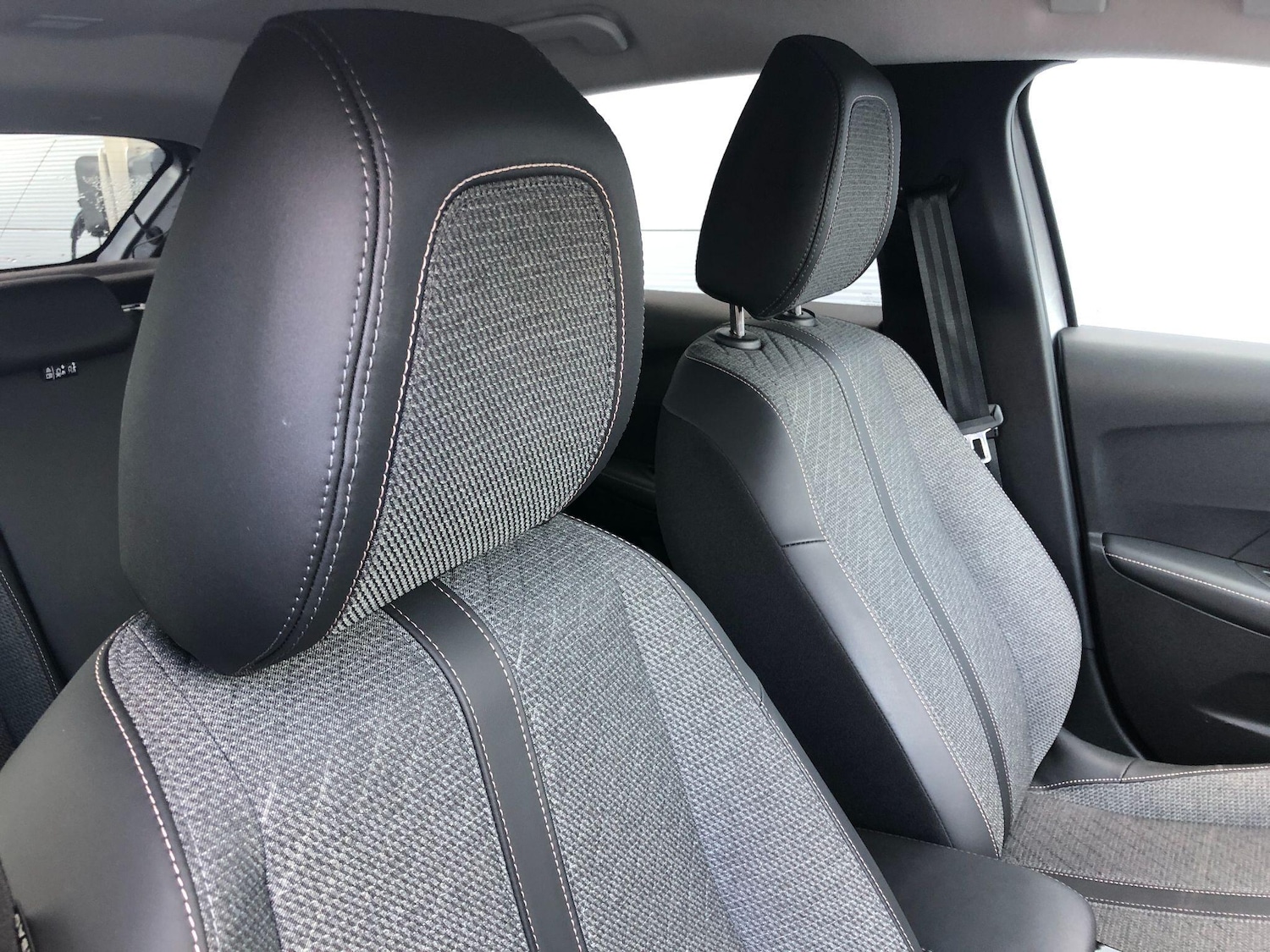 Used Peugeot 208 2024 for sale - 77090880: Photo 27