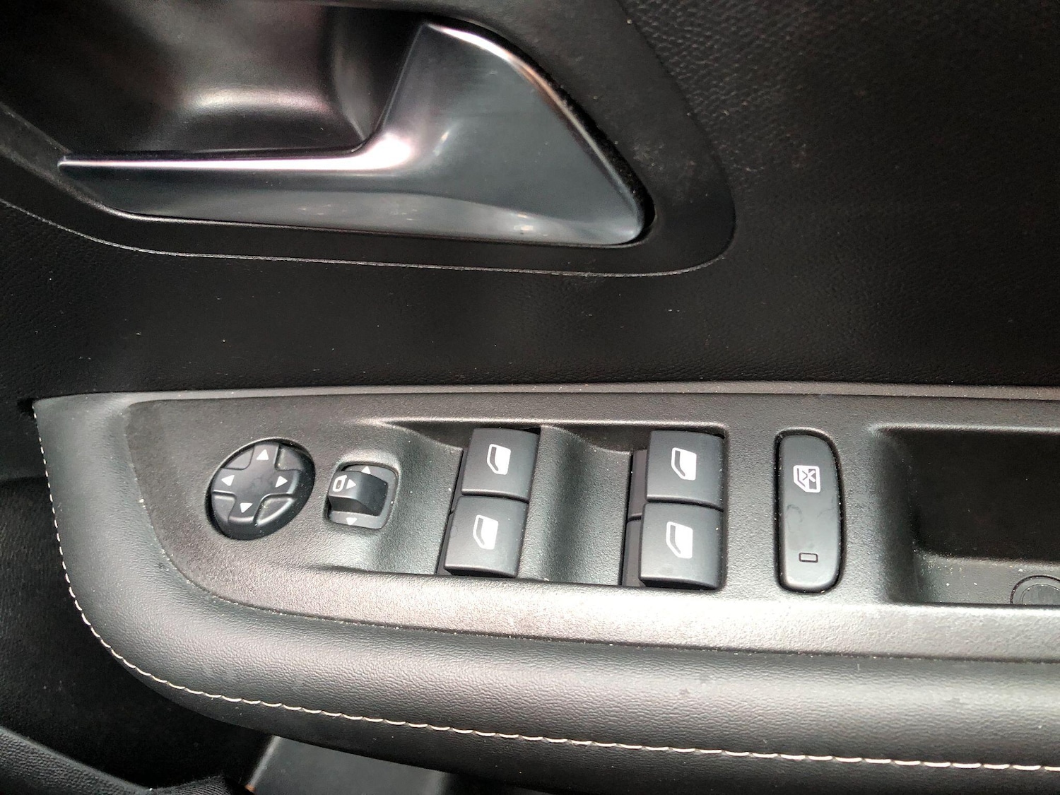 Used Peugeot 208 2024 for sale - 77090880: Photo 38