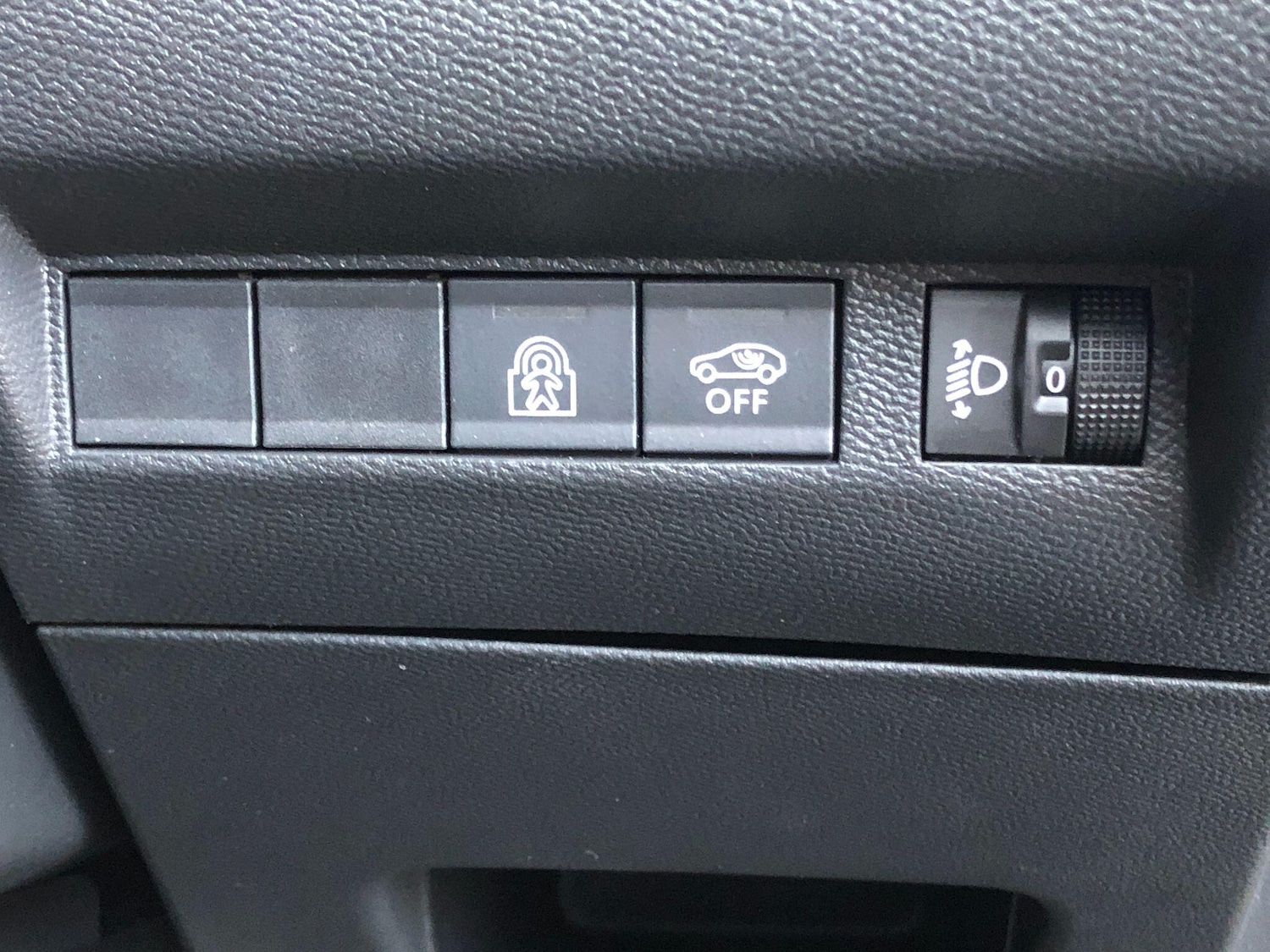 Used Peugeot 208 2024 for sale - 77090880: Photo 39