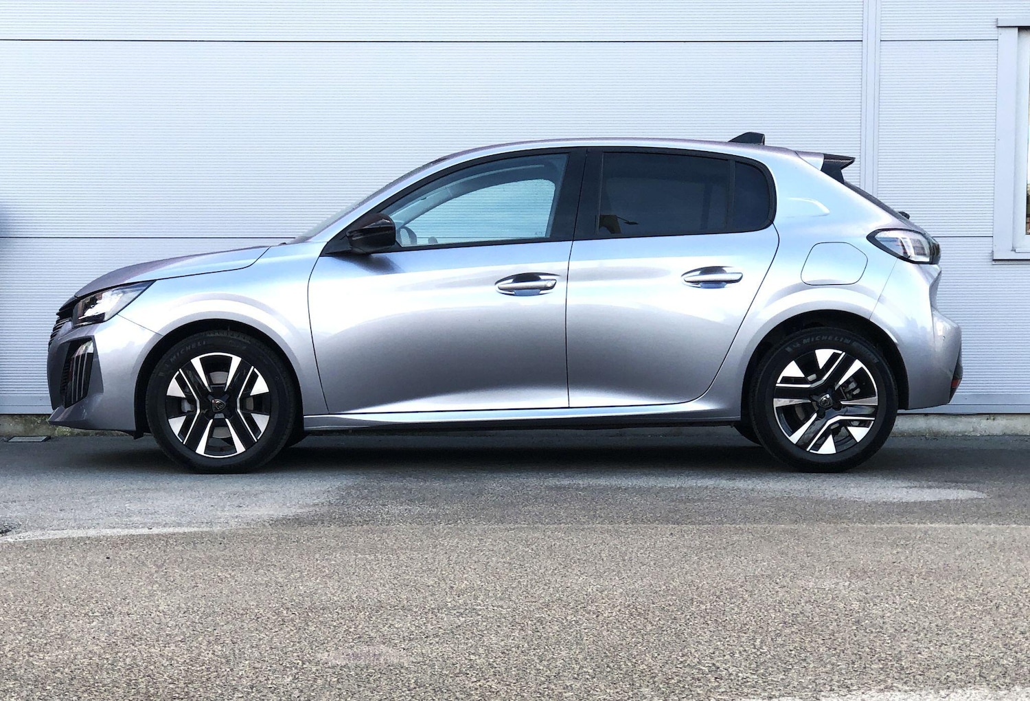 Used Peugeot 208 2024 for sale - 77090880: Photo 5