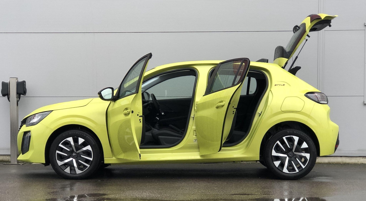 Used Peugeot 208 2025 for sale - 76512861: Photo 7