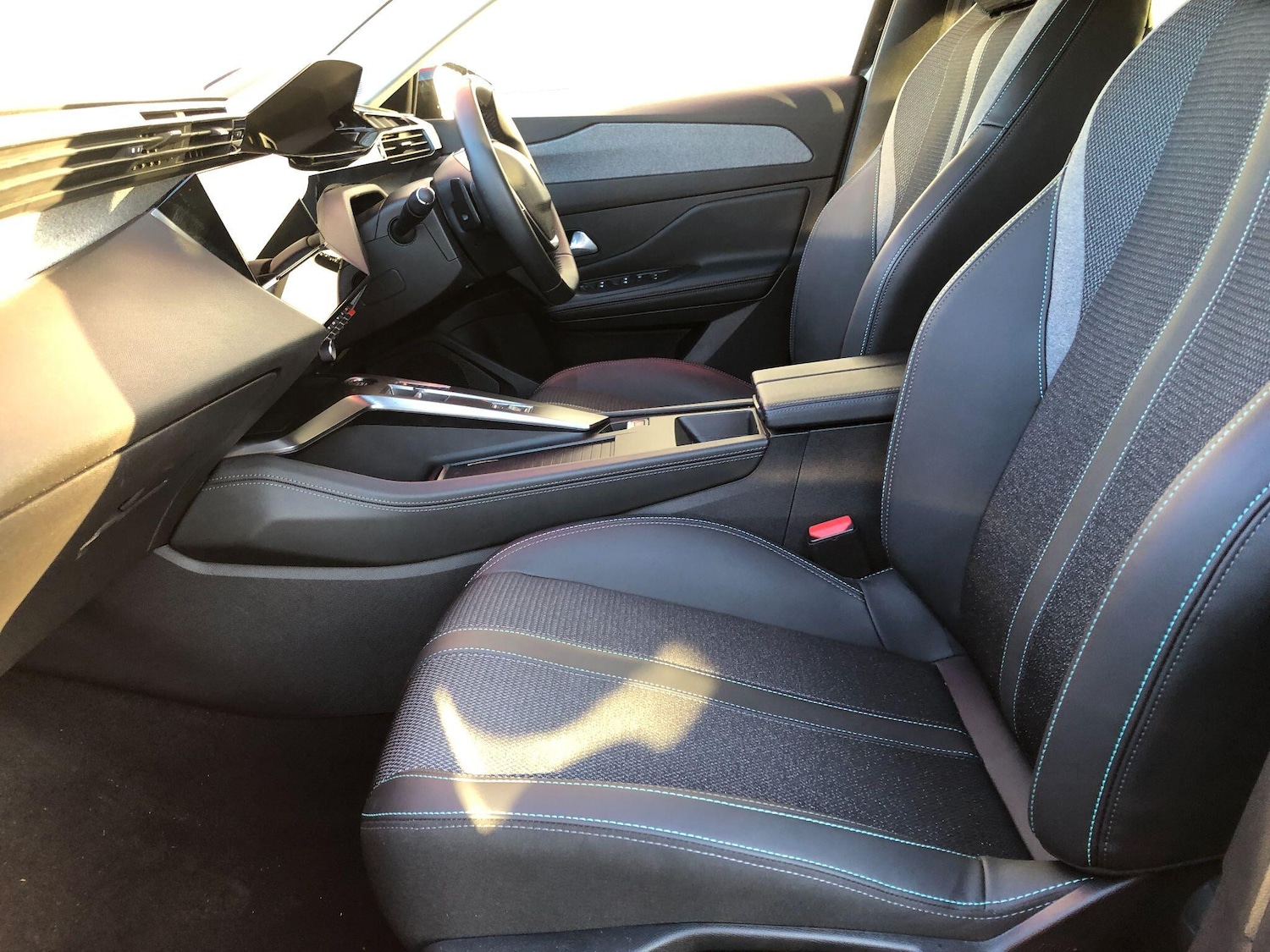 Used Peugeot 308 SW 2024 for sale - 76801013: Photo 36