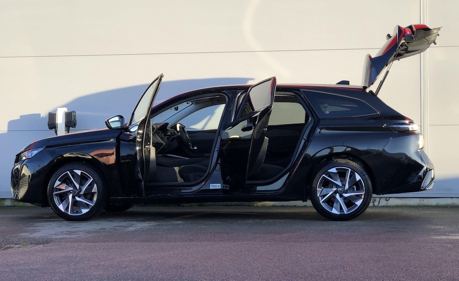 Used Peugeot 308 SW 2024 for sale - 76801013: Photo 7