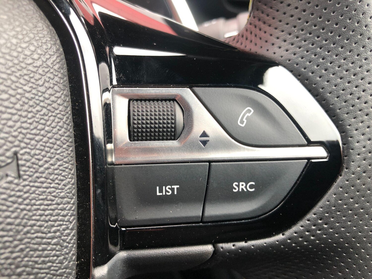 Used Peugeot 2008 2024 for sale - 75839211: Photo 50