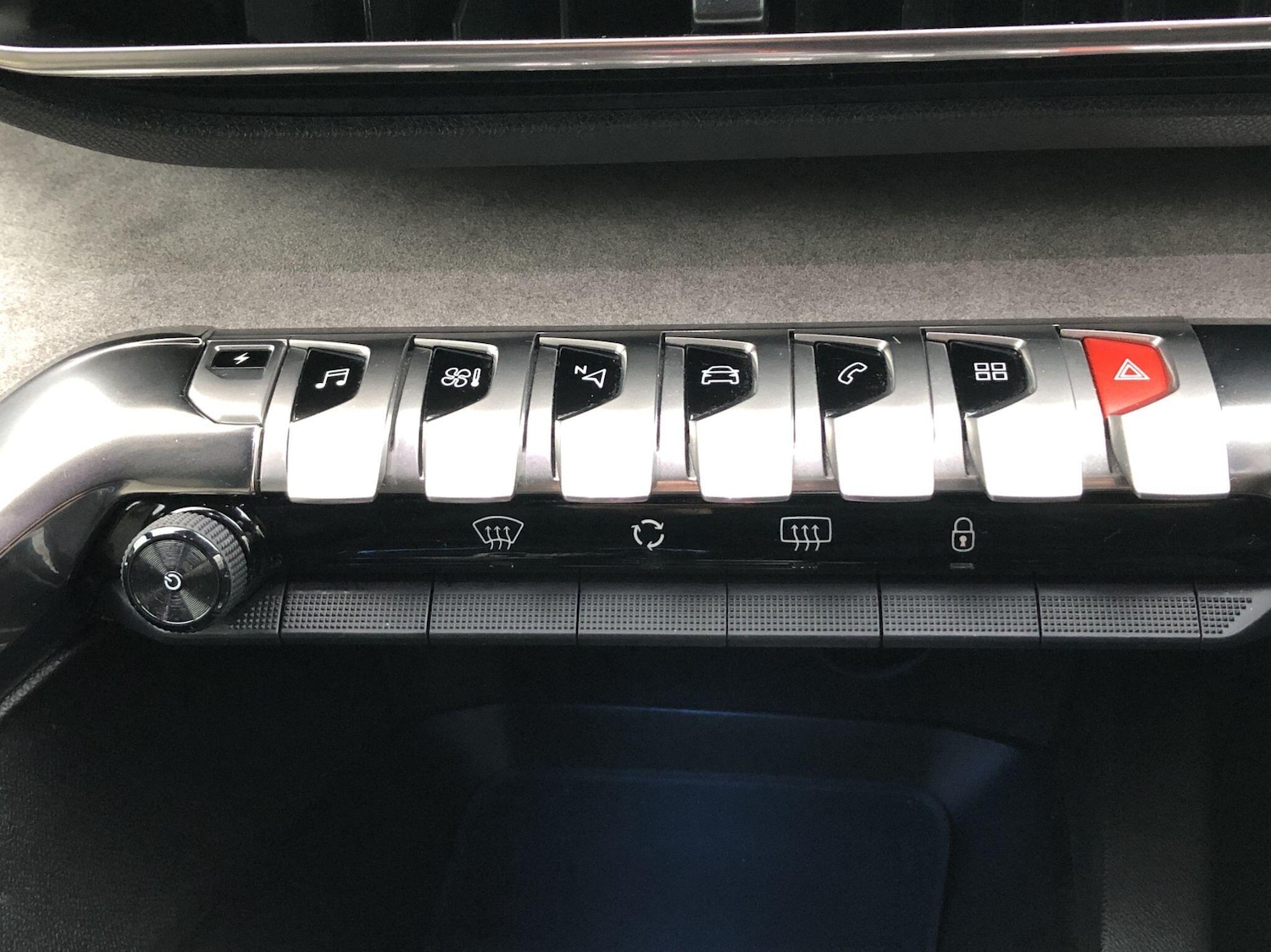 Used Peugeot 3008 2021 for sale - 77091198: Photo 17