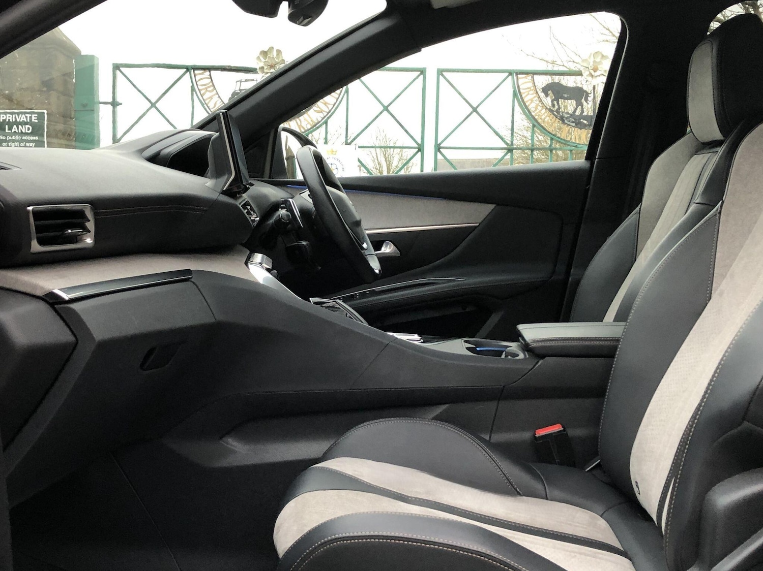 Used Peugeot 3008 2021 for sale - 77091198: Photo 3