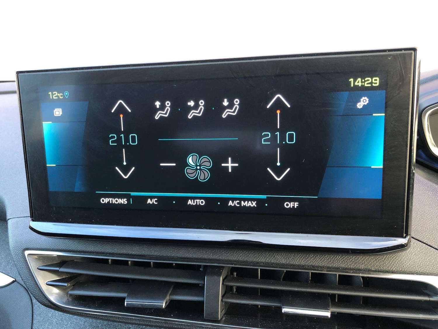 Used Peugeot 3008 2021 for sale - 77081554: Photo 37