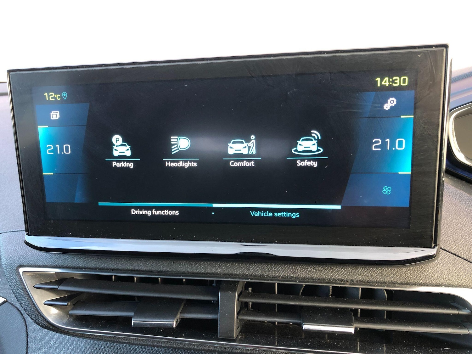 Used Peugeot 3008 2021 for sale - 77081554: Photo 40