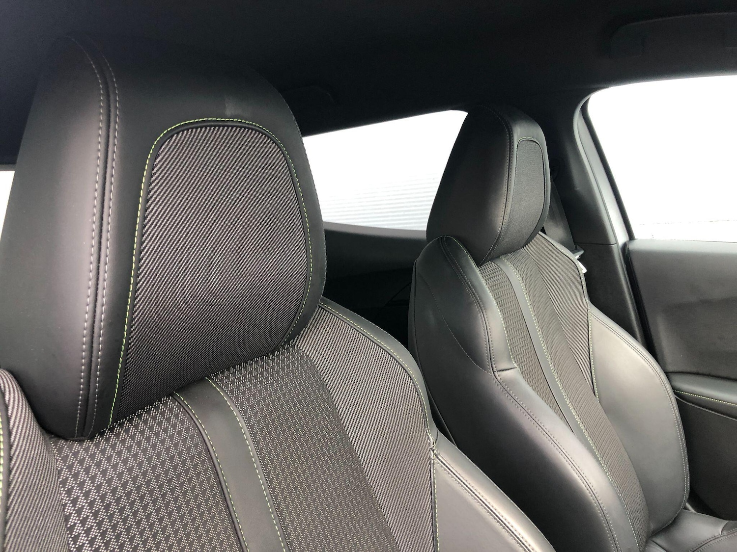 Used Peugeot 2008 2022 for sale - 77625237: Photo 25