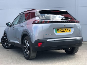 Used Peugeot E-2008 2022 for sale - 79425960: Photo