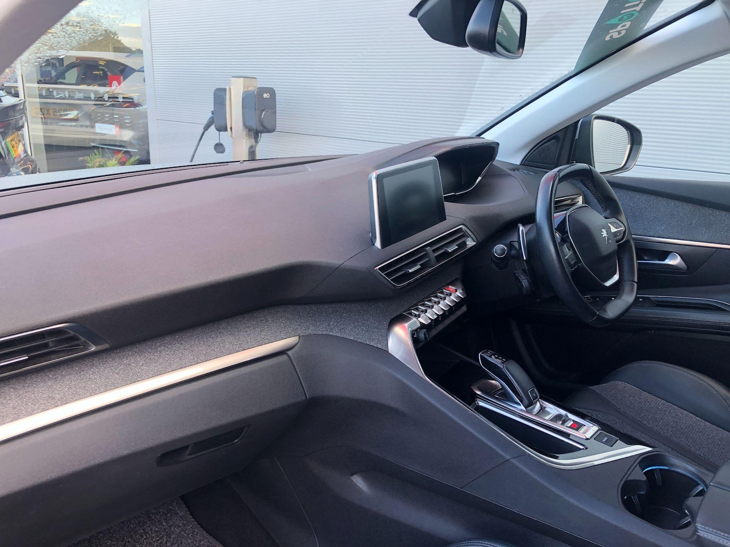 Used Peugeot 3008 2020 for sale - 76072340: Photo 12