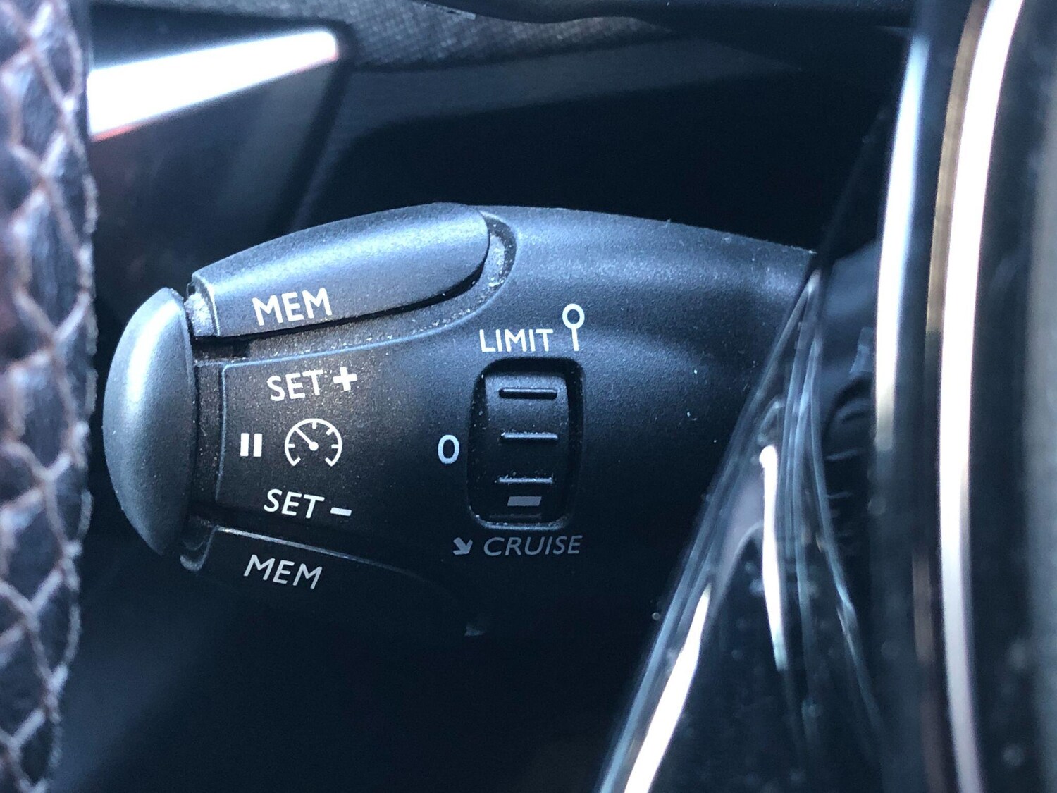 Used Peugeot 3008 2020 for sale - 76072340: Photo 33