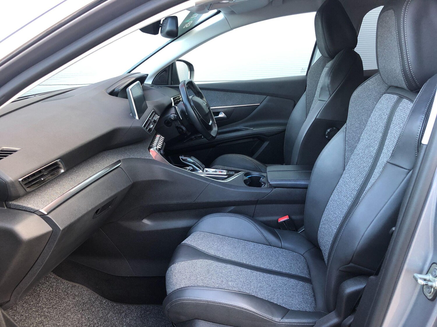 Used Peugeot 3008 2020 for sale - 76072340: Photo 44