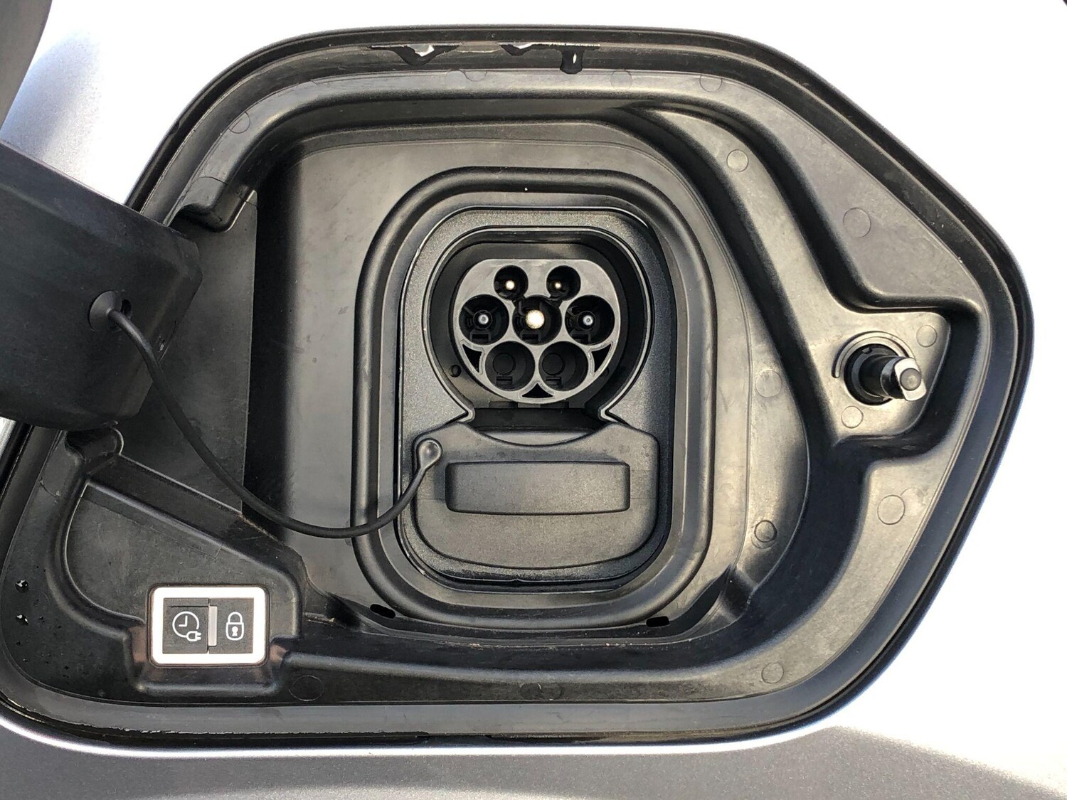 Used Peugeot E-208 2024 for sale - 76550550: Photo 30