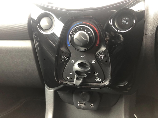 Used Peugeot 108 2021 for sale - 76108549: Photo 8