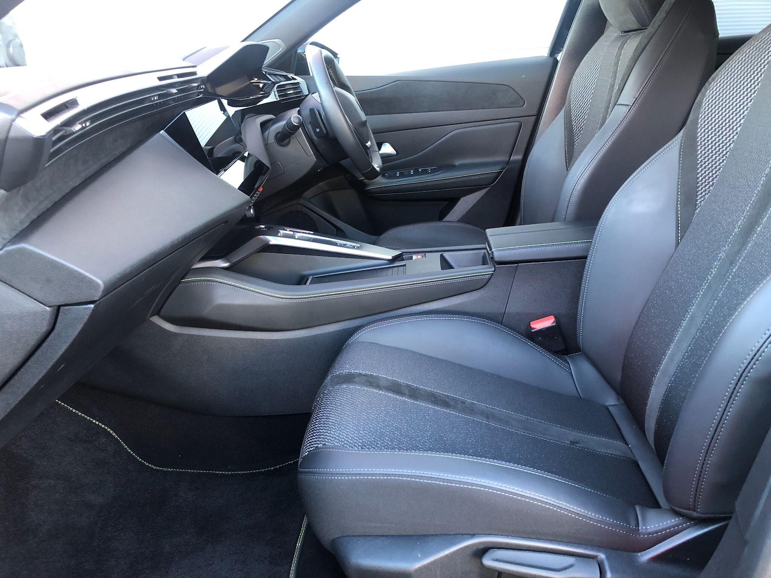 Used Peugeot 308 SW 2025 for sale - 76989694: Photo 46