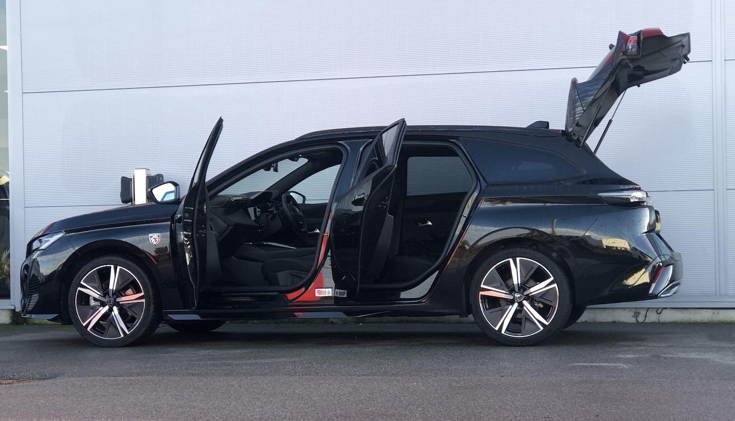 Used Peugeot 308 SW 2025 for sale - 76989694: Photo 7