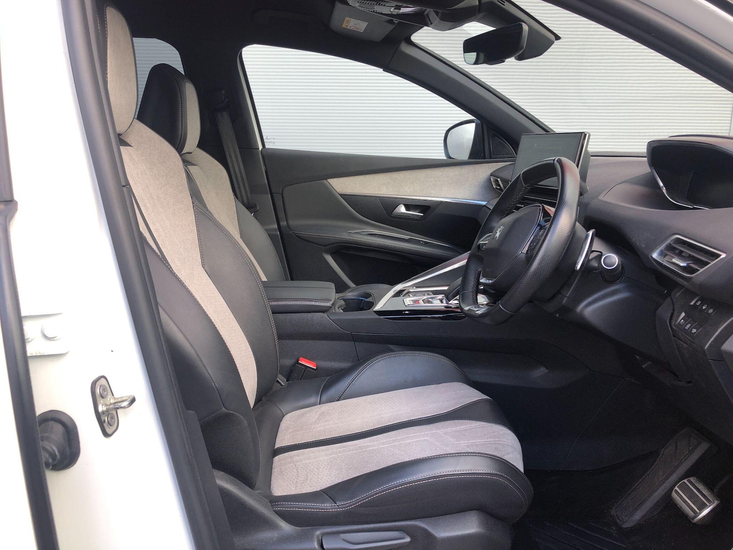 Used Peugeot 3008 2021 for sale - 76042658: Photo 26