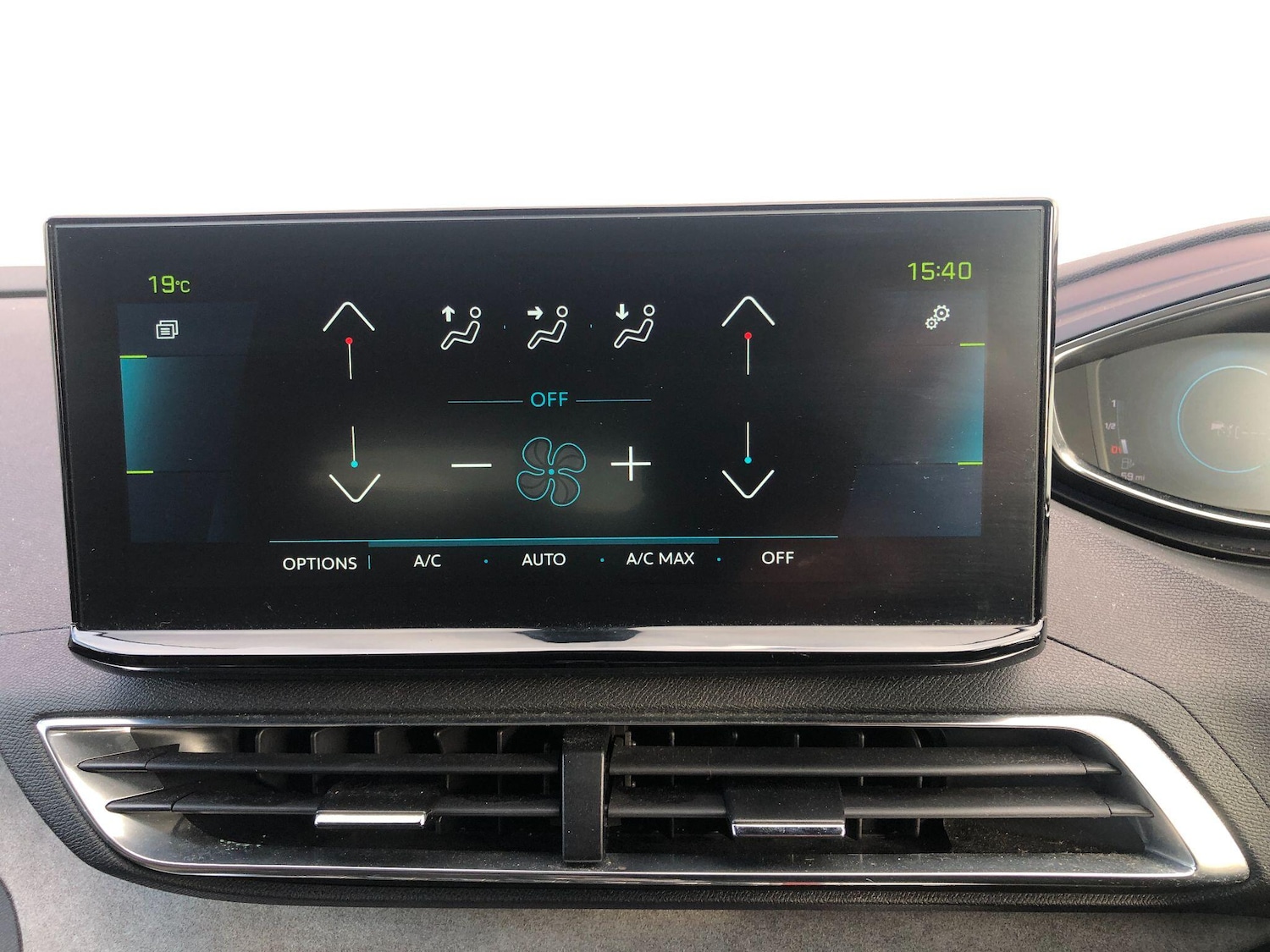 Used Peugeot 3008 2021 for sale - 76042658: Photo 42