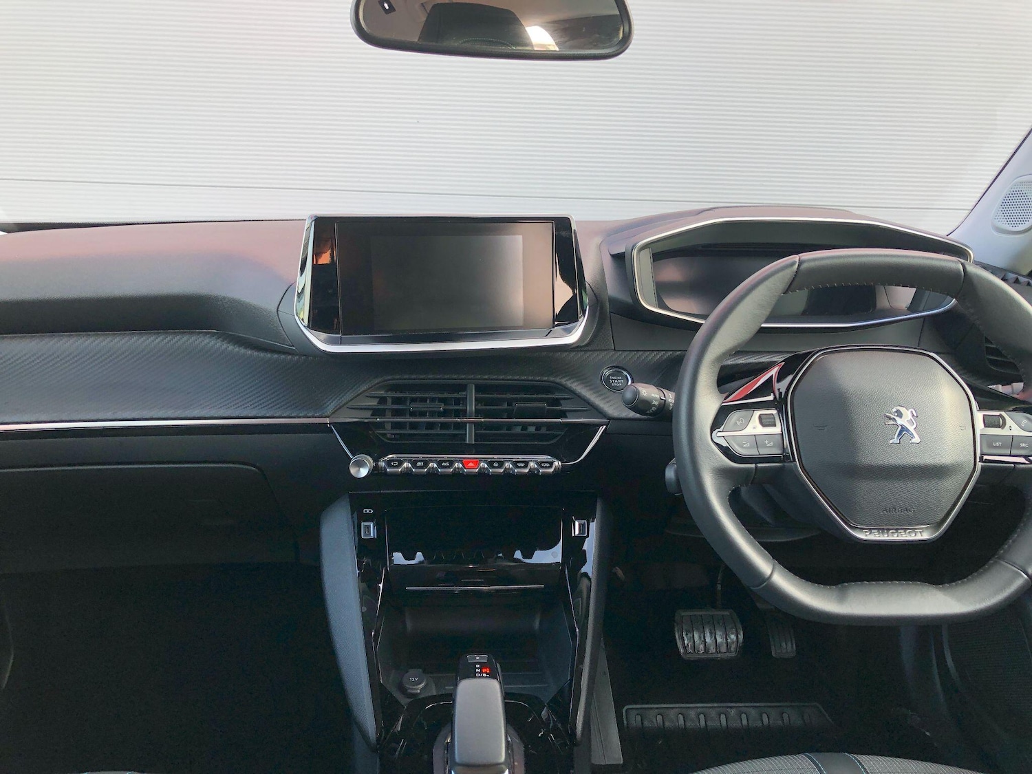 Used Peugeot E-2008 2021 for sale - 76714609: Photo 12