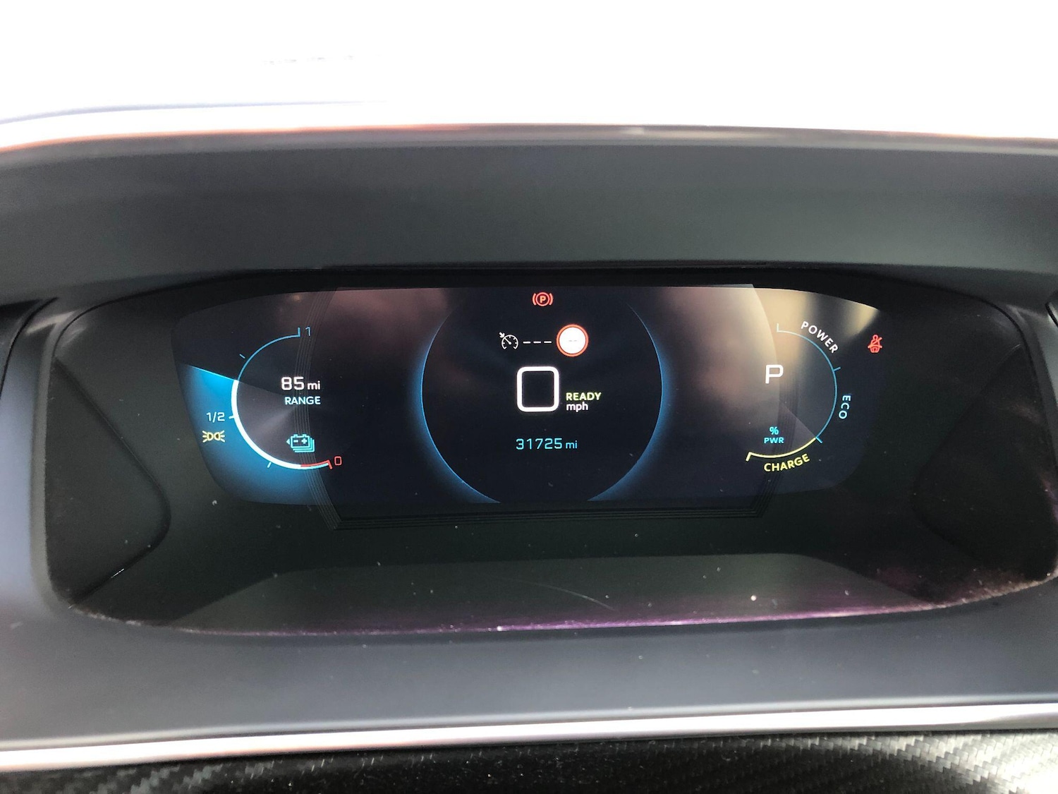 Used Peugeot E-2008 2021 for sale - 76714609: Photo 38