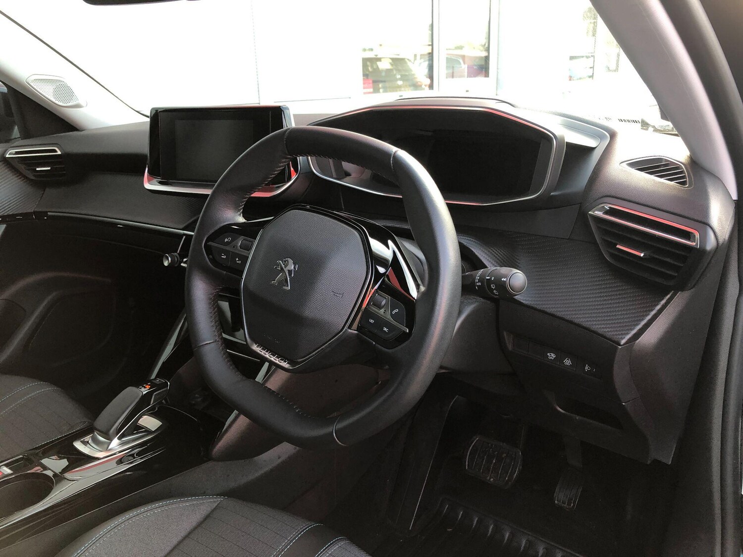 Used Peugeot E-2008 2021 for sale - 76714609: Photo 43