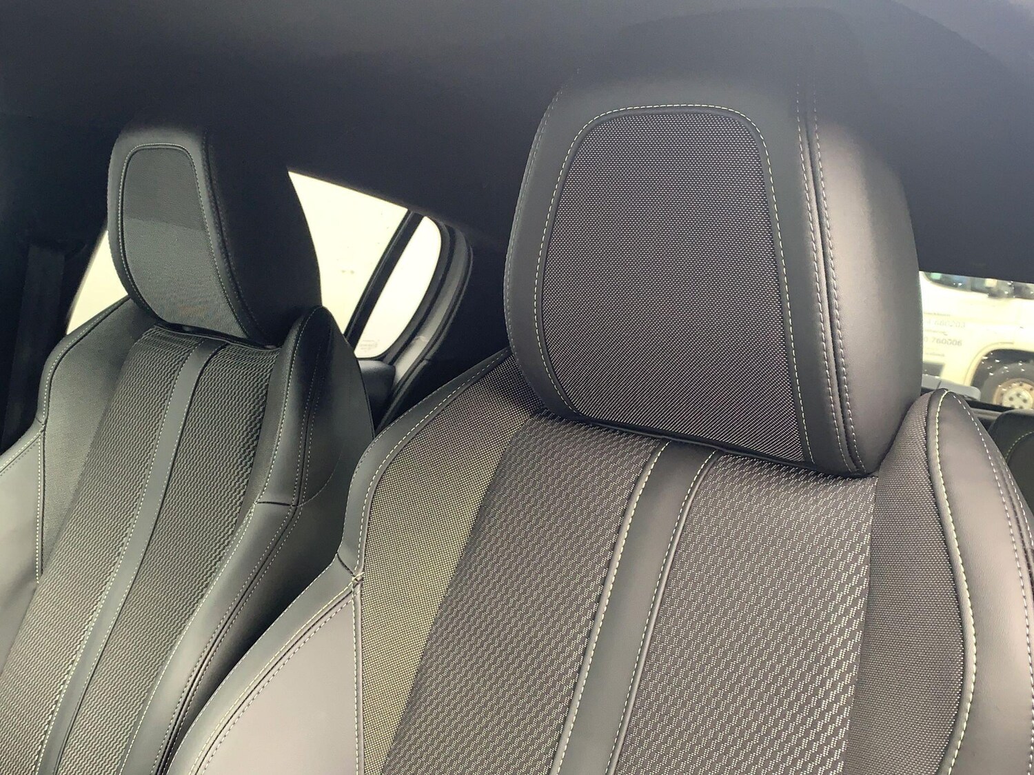 Used Peugeot 208 2024 for sale - 77510007: Photo 13