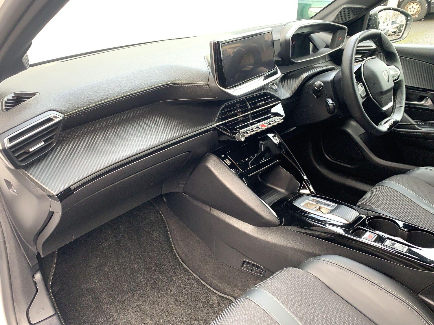 Used Peugeot 208 2024 for sale - 77510007: Photo 21