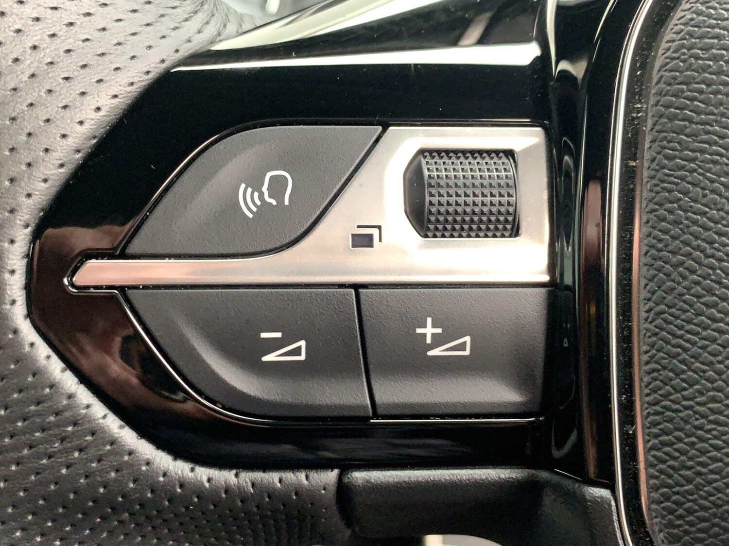 Used Peugeot 208 2024 for sale - 77510007: Photo 31