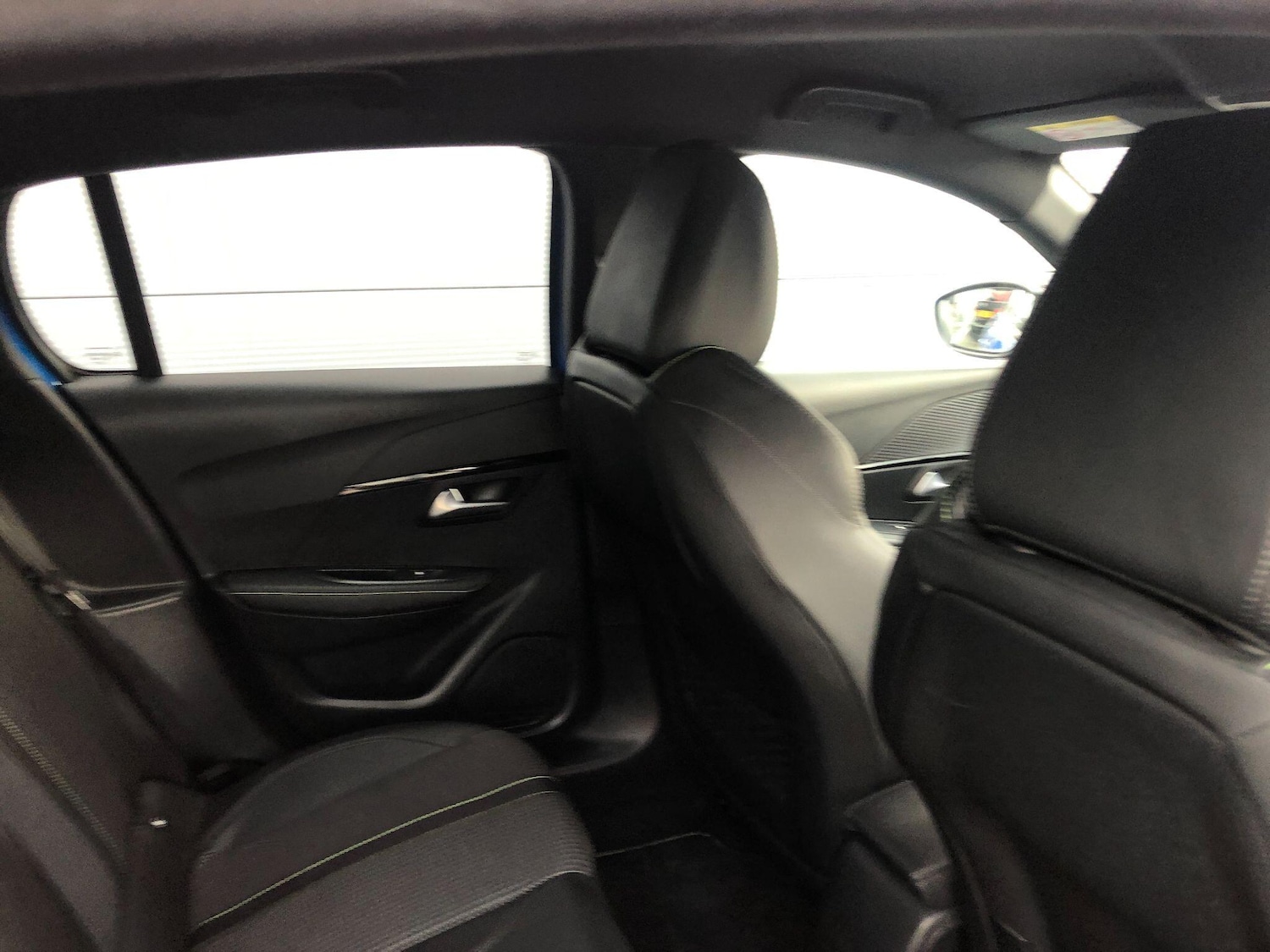 Used Peugeot E-208 2022 for sale - 76060226: Photo 28