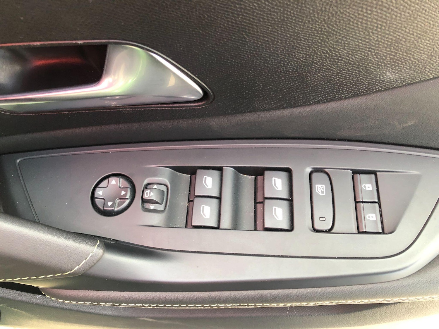 Used Peugeot 308 2024 for sale - 75966043: Photo 31