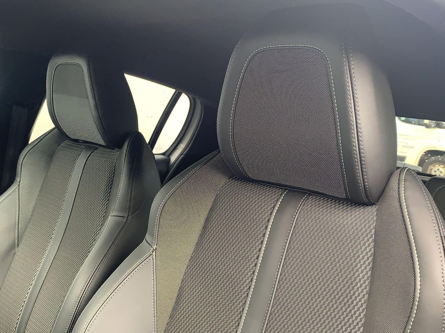 Used Peugeot 208 2024 for sale - 77637370: Photo 13