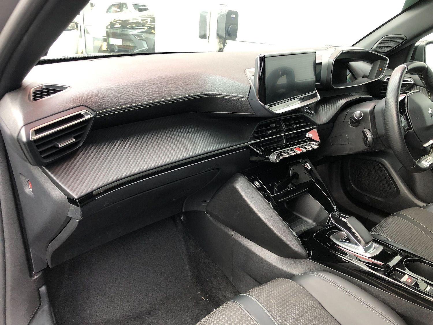 Used Peugeot E-2008 2021 for sale - 77411994: Photo 12