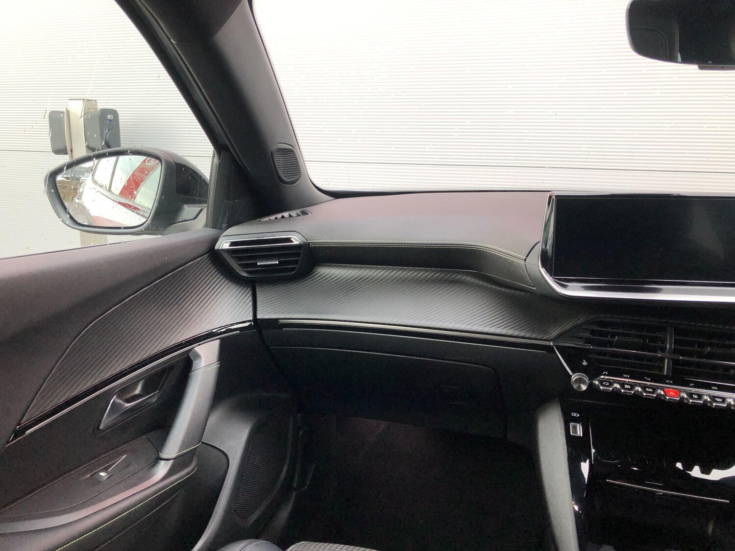 Used Peugeot E-2008 2021 for sale - 77411994: Photo 15