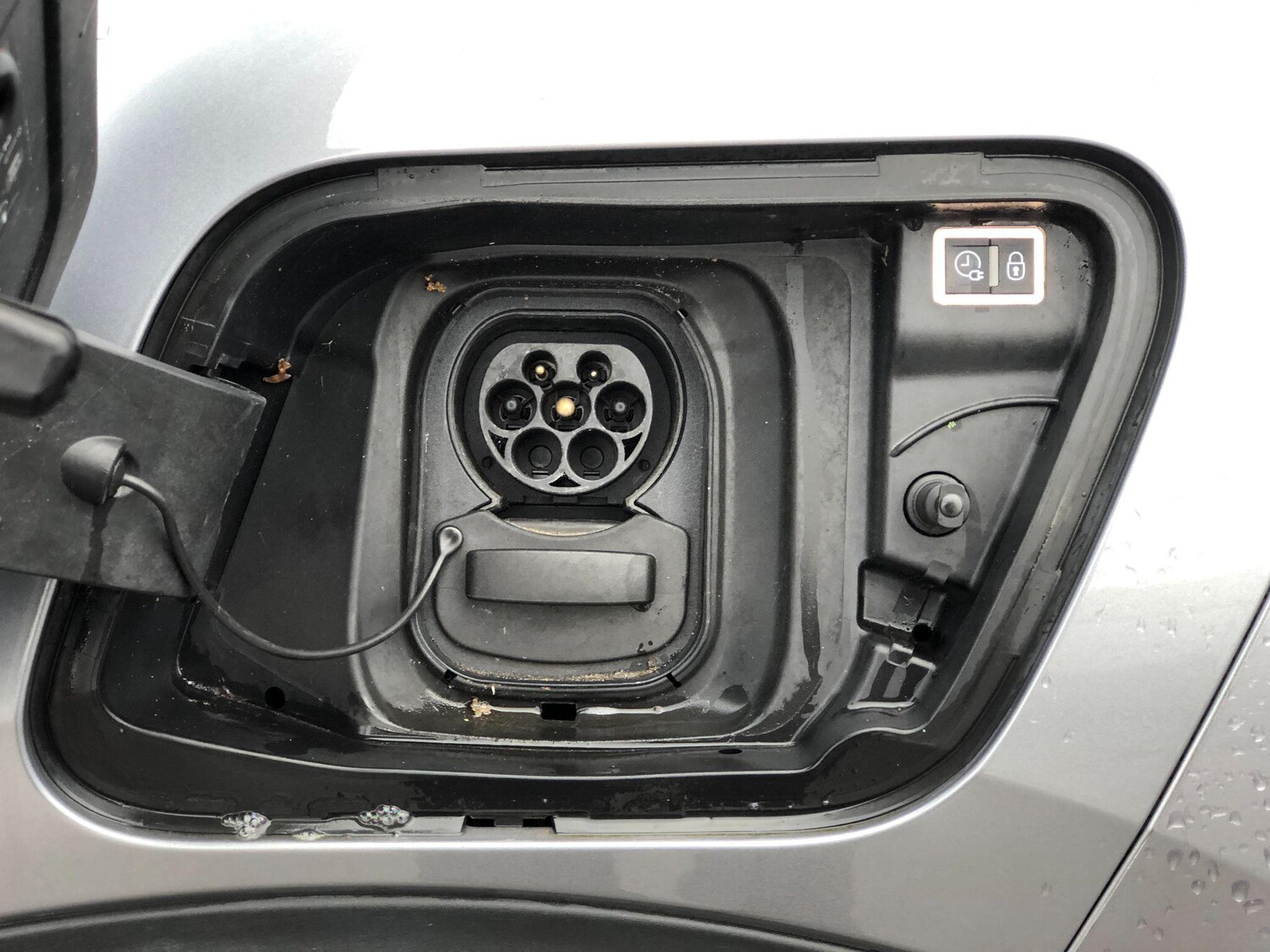 Used Peugeot E-2008 2021 for sale - 77411994: Photo 31