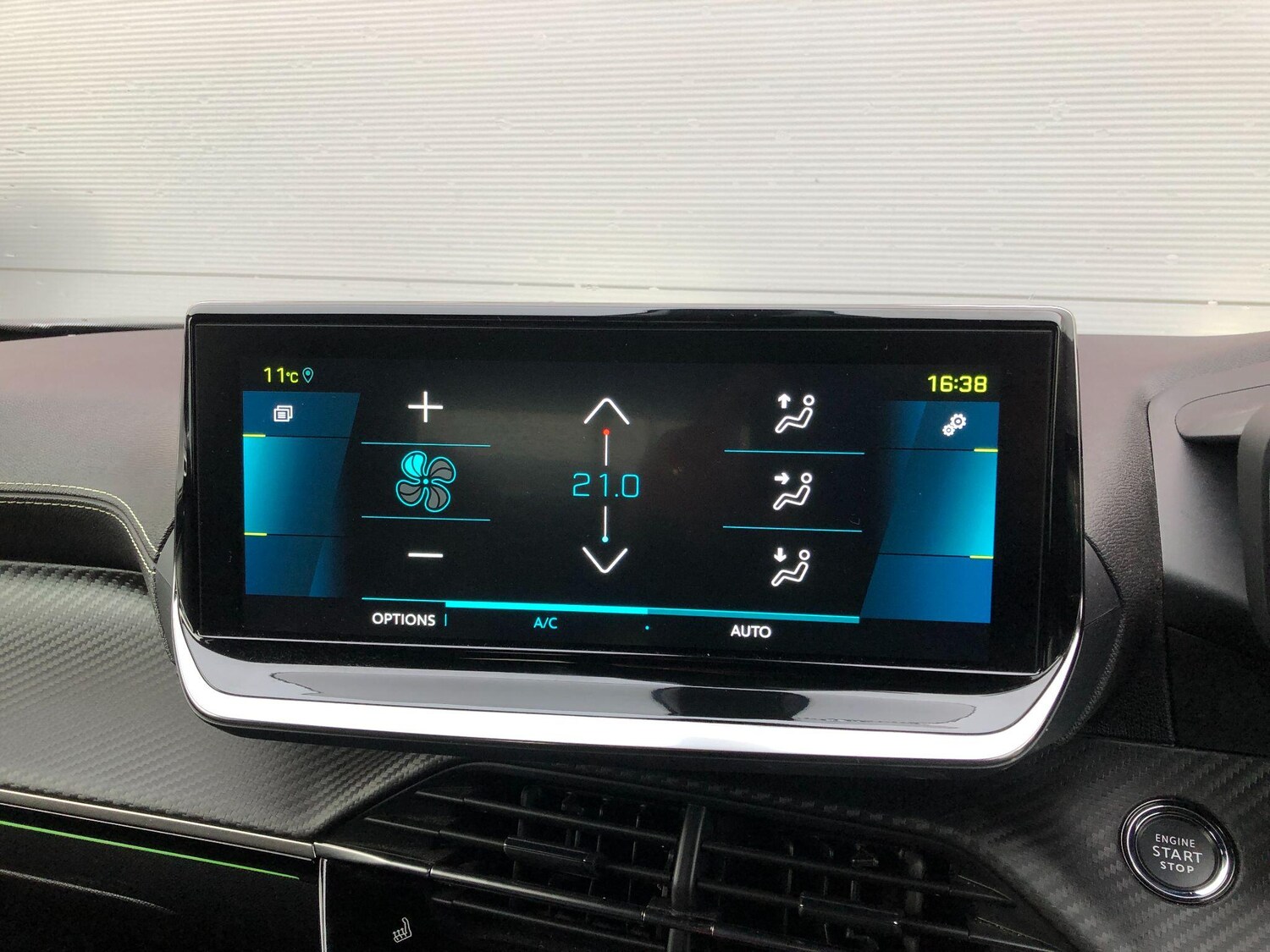 Used Peugeot E-2008 2021 for sale - 77411994: Photo 36