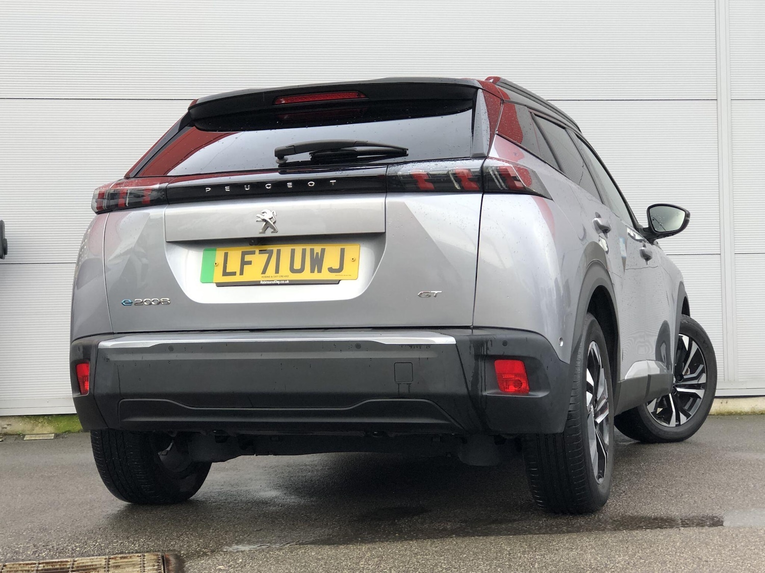 Used Peugeot E-2008 2021 for sale - 77411994: Photo 8