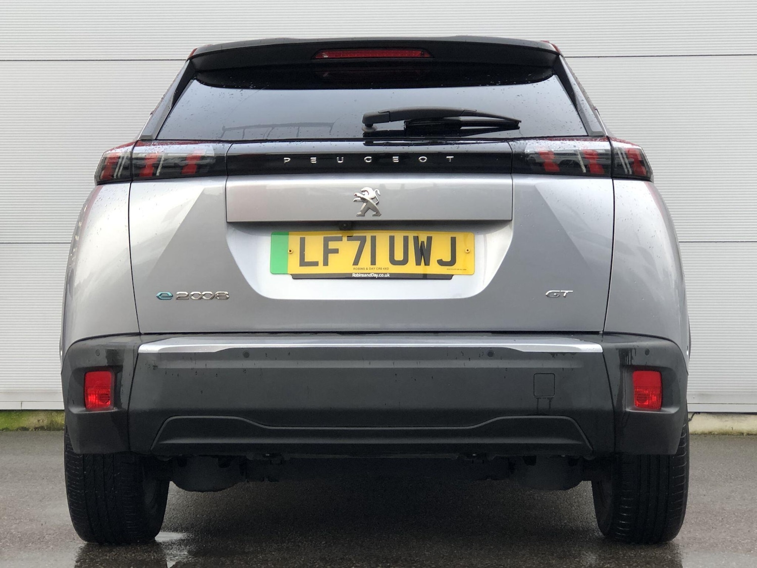 Used Peugeot E-2008 2021 for sale - 77411994: Photo 9