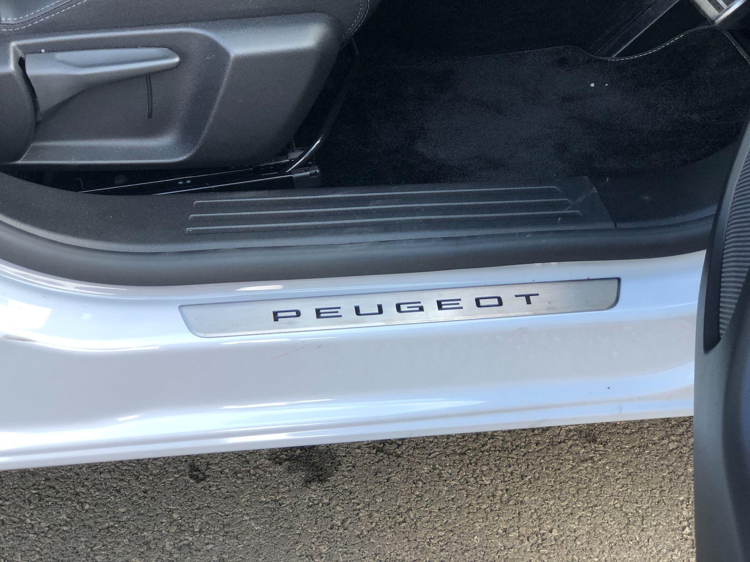 Used Peugeot 2008 2024 for sale - 76072255: Photo 51