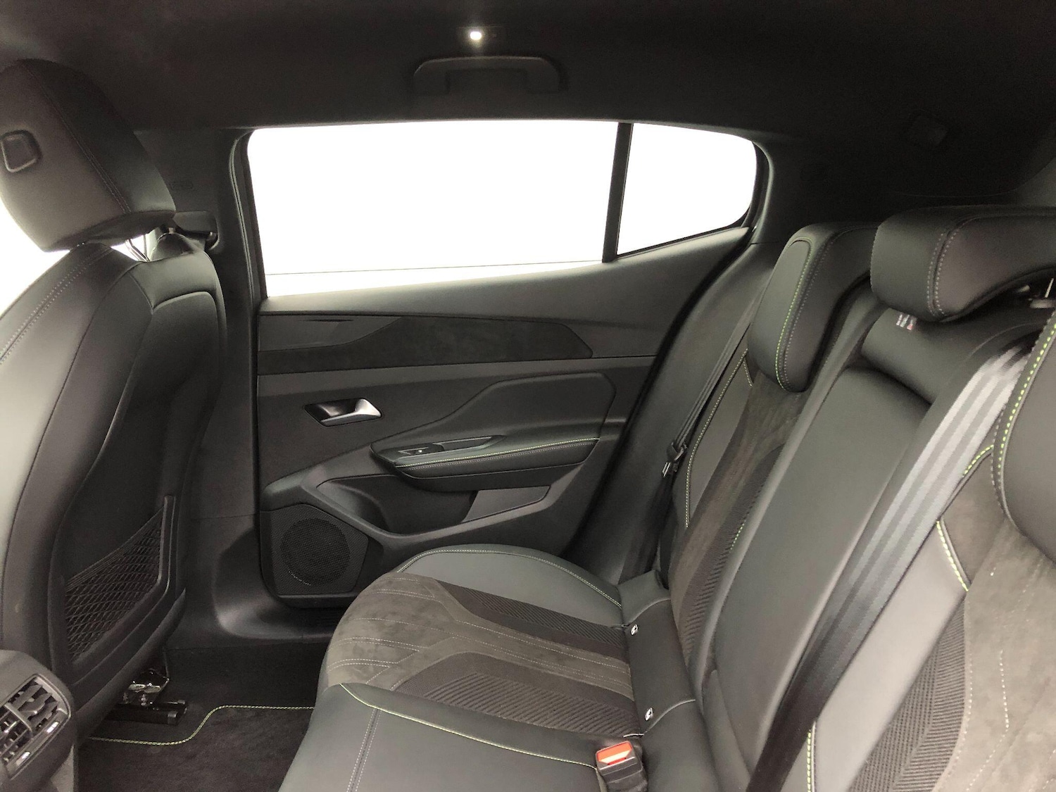 Used Peugeot 408 2024 for sale - 77412189: Photo 20