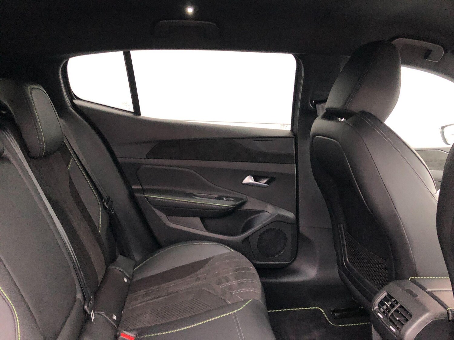 Used Peugeot 408 2024 for sale - 77412189: Photo 24